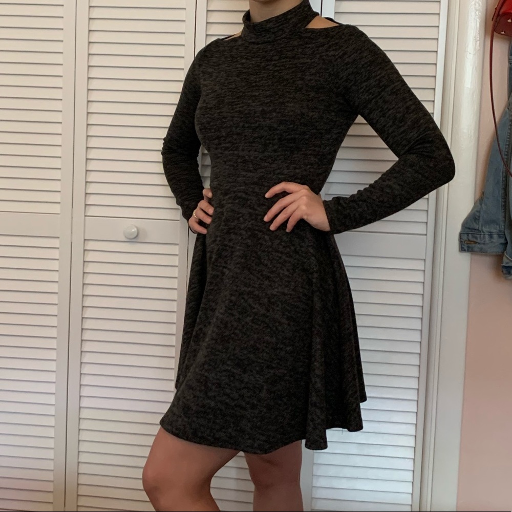 Grey long sleeve dress
